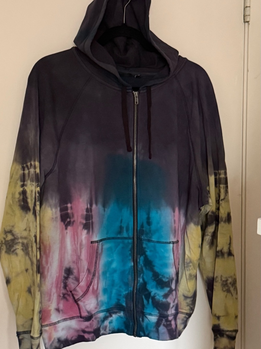 Lovesick by Torrid Tie-Dye Zip Hoodie in Black, Blue, Pink & Yellow